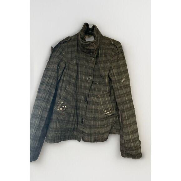 BKE The Buckle Inc Juniors Size Large Jacket Plaid Large Buttons Stud Trim - Picture 1 of 6